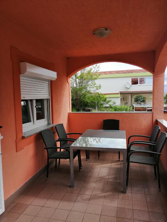 Apartmani Zdenka Vir Luaran gambar