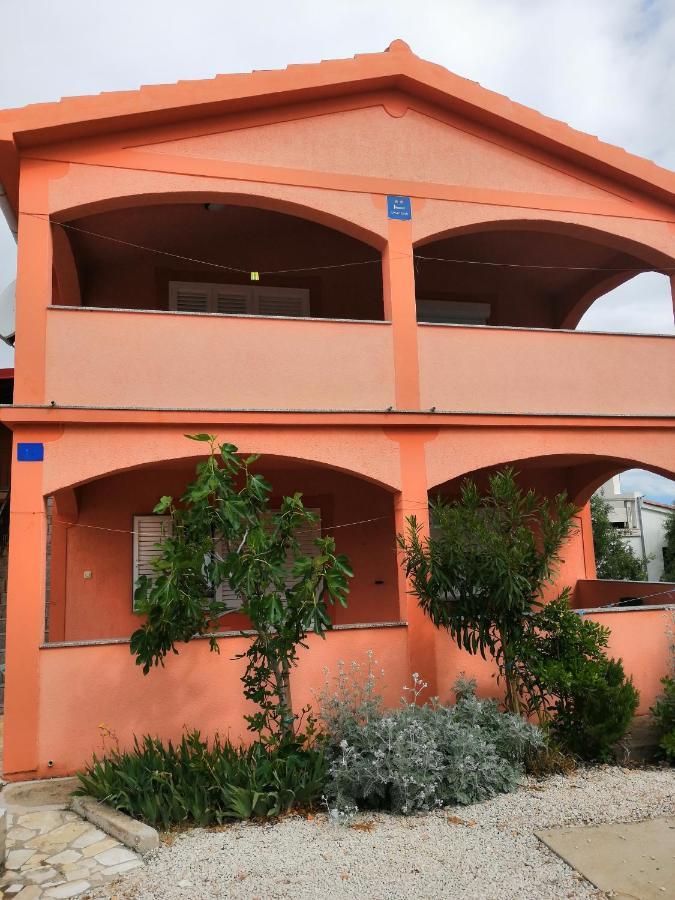 Apartmani Zdenka Vir Luaran gambar